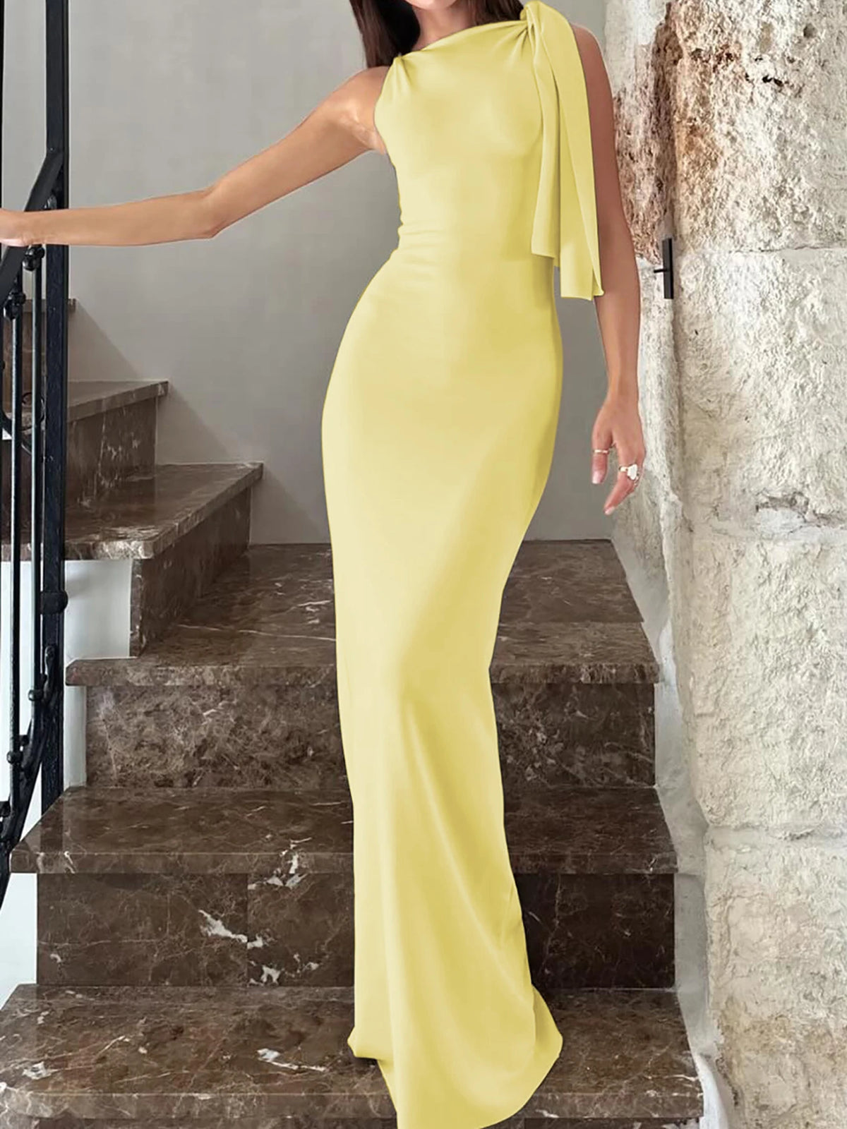 Vestido Elaris -Bodycon Cuello Redondo Gala.