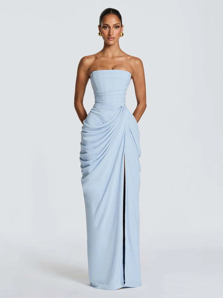 Vestido De Gala Strapless Plisado.
