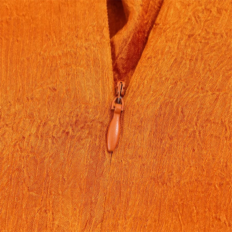 Top Satin Anudado a La Cintura.