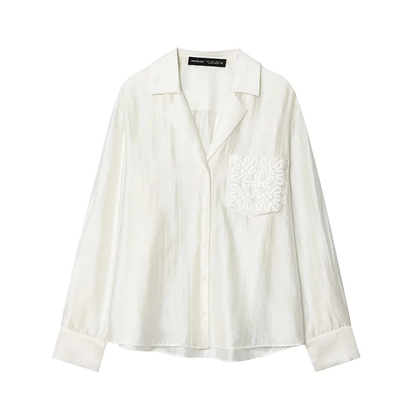 Blusa Satinada Elegante.