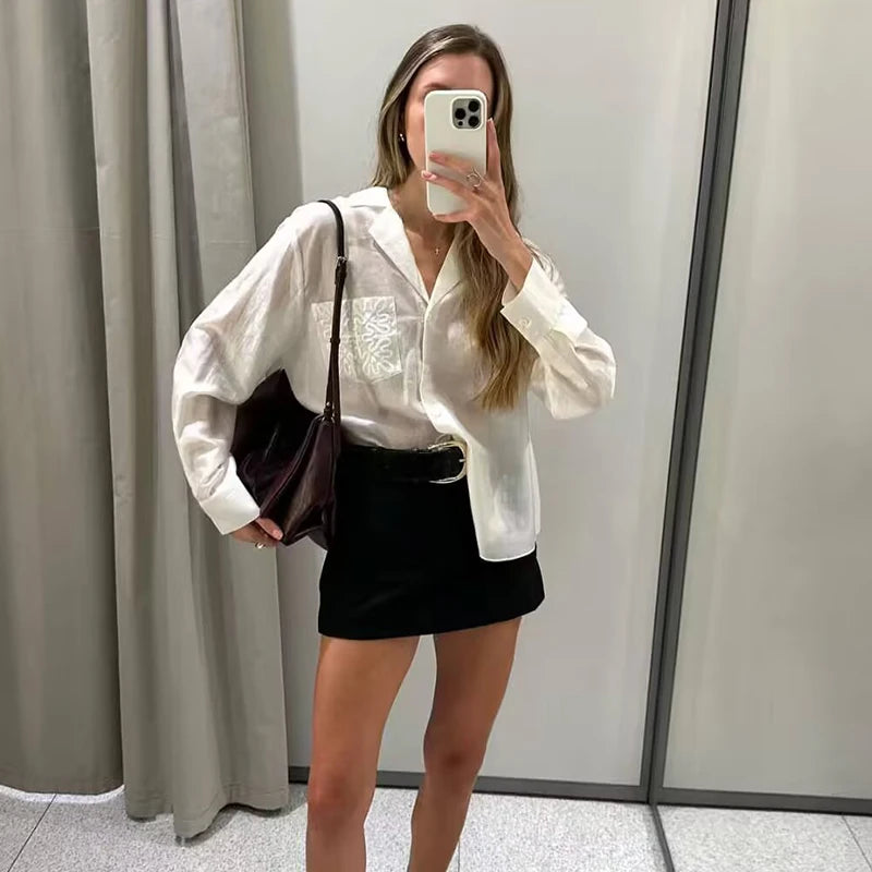 Blusa Satinada Elegante.