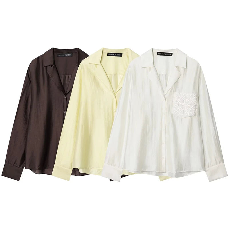 Blusa Satinada Elegante.